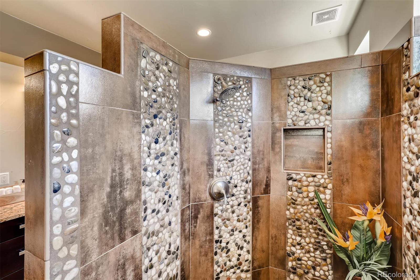 2741 Java Court Denver, CO 80211 - Photo 18 of 39