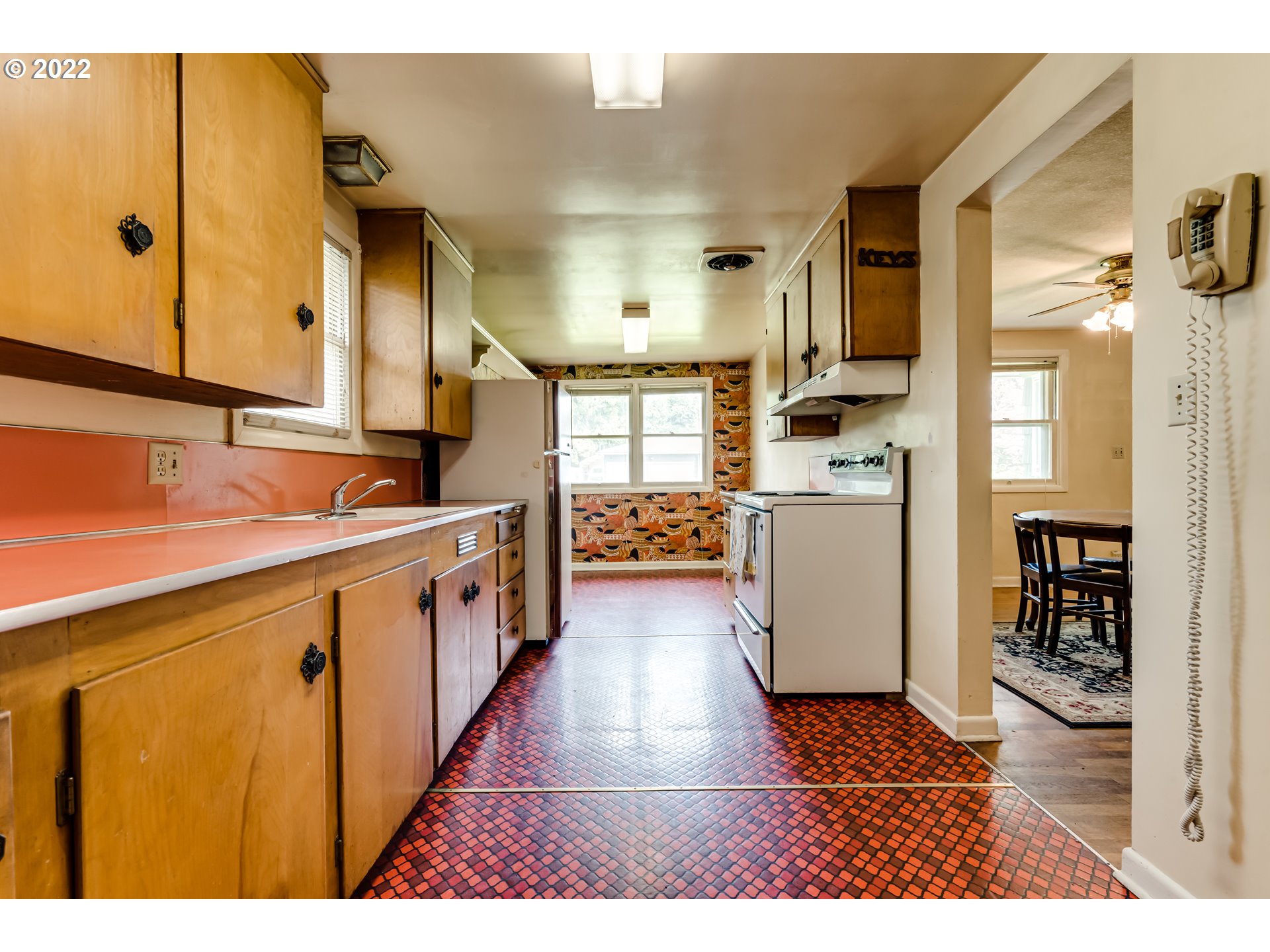 1680 Ridgefield Street Eugene, OR 97404 - Photo 6 of 26 Gallery Image 6