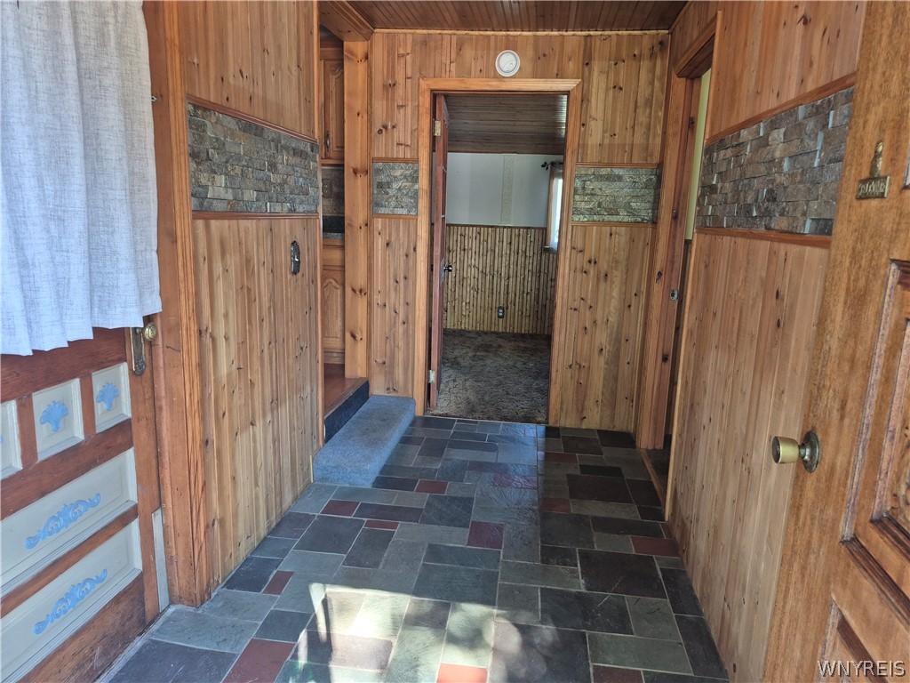 3835 Bates Road Medina, NY 14103 - Photo 10 of 30