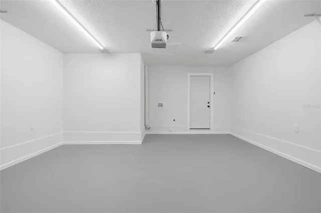 $440,000 | 1611 Canal Court, Tavares, FL 32778