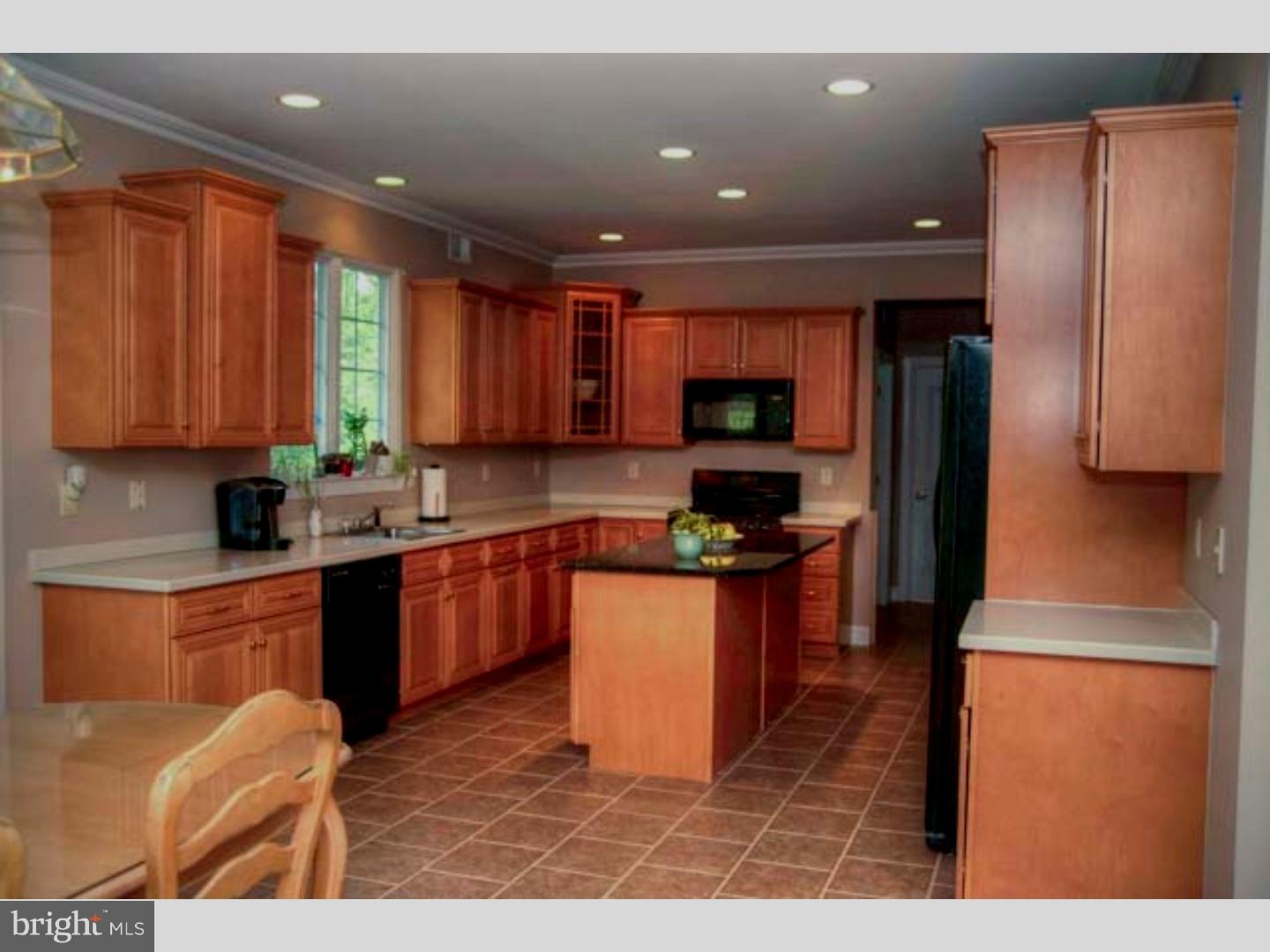 3 Pole Brook Road Jackson, NJ 08527 - Photo 3 of 13 Kitchen