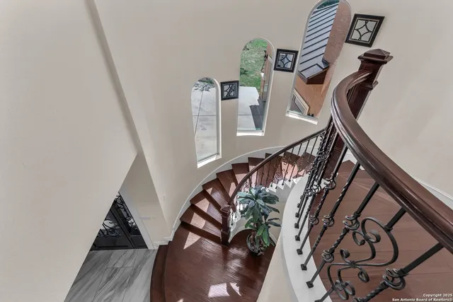 a vase of flowers sitting on a table