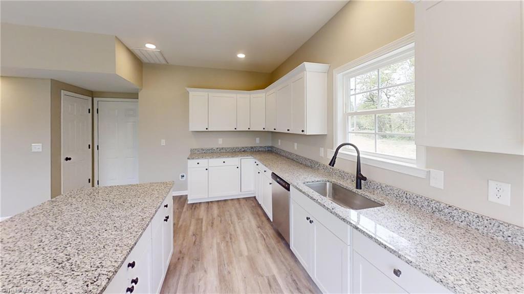 1533 Skeet Club Road High Point, NC 27265 - Photo 16 of 38 Gallery Image 16