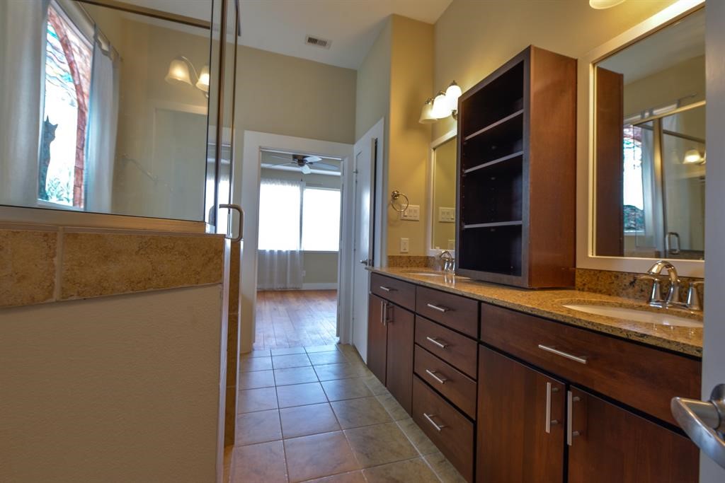 1807 West Webster Street Houston, TX 77006 - Photo 19 of 45