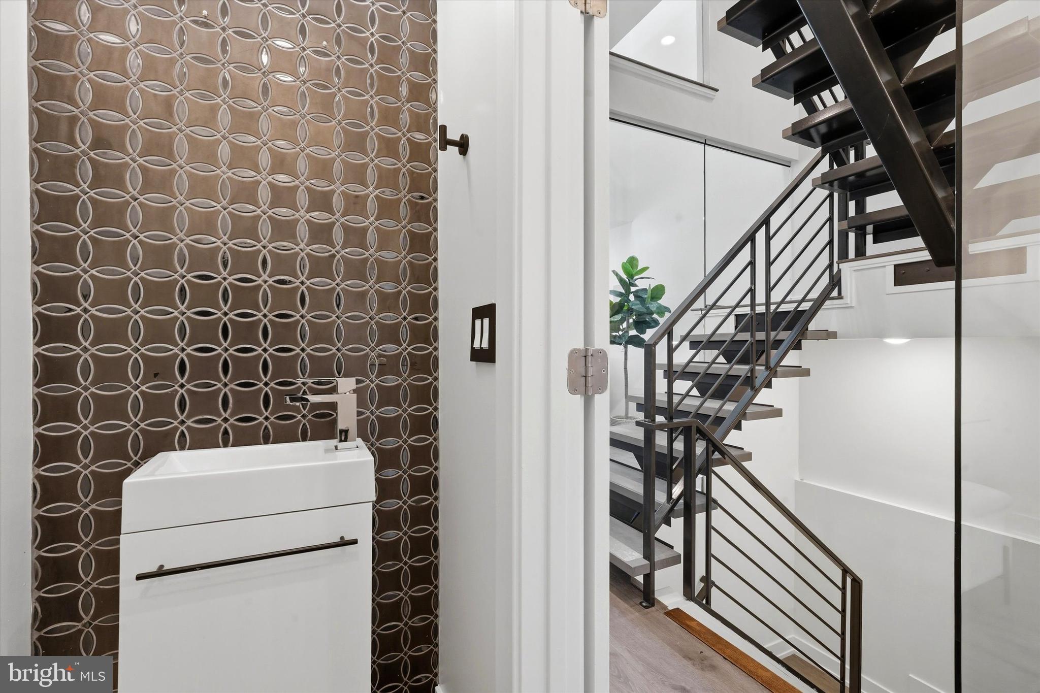 1311 North 29th Street Philadelphia, PA 19121 - Photo 13 of 32