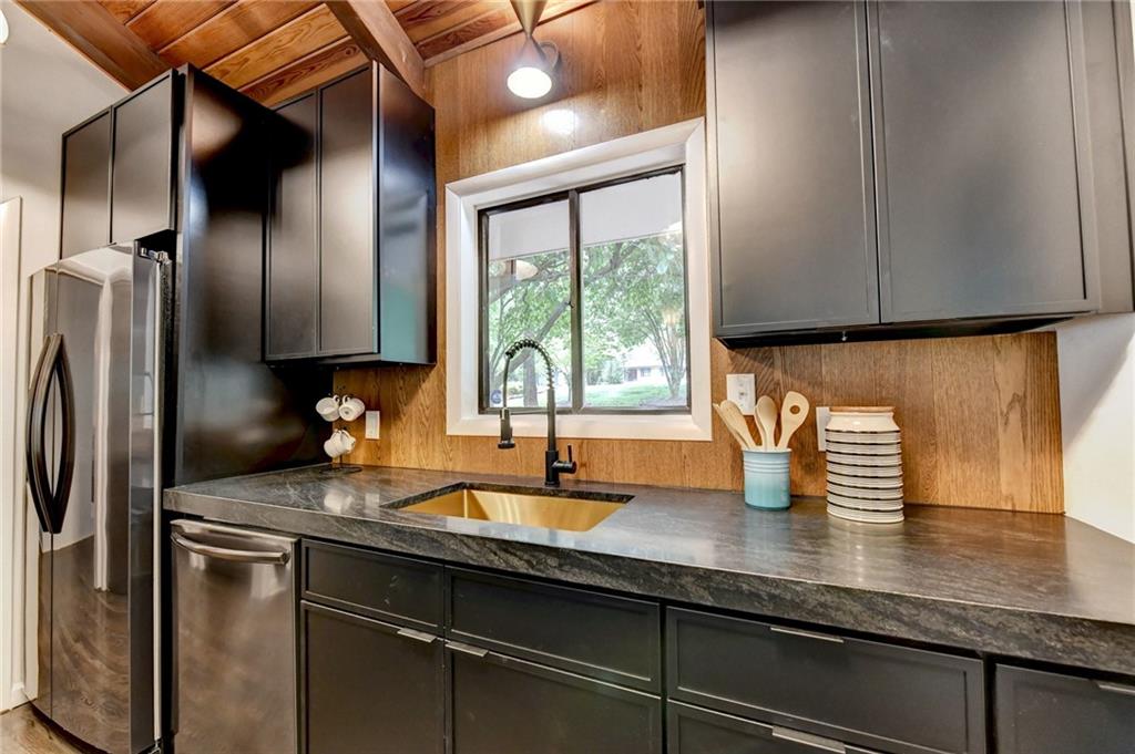 5363 Rosser Road Stone Mountain, GA 30087 - Photo 23 of 88
