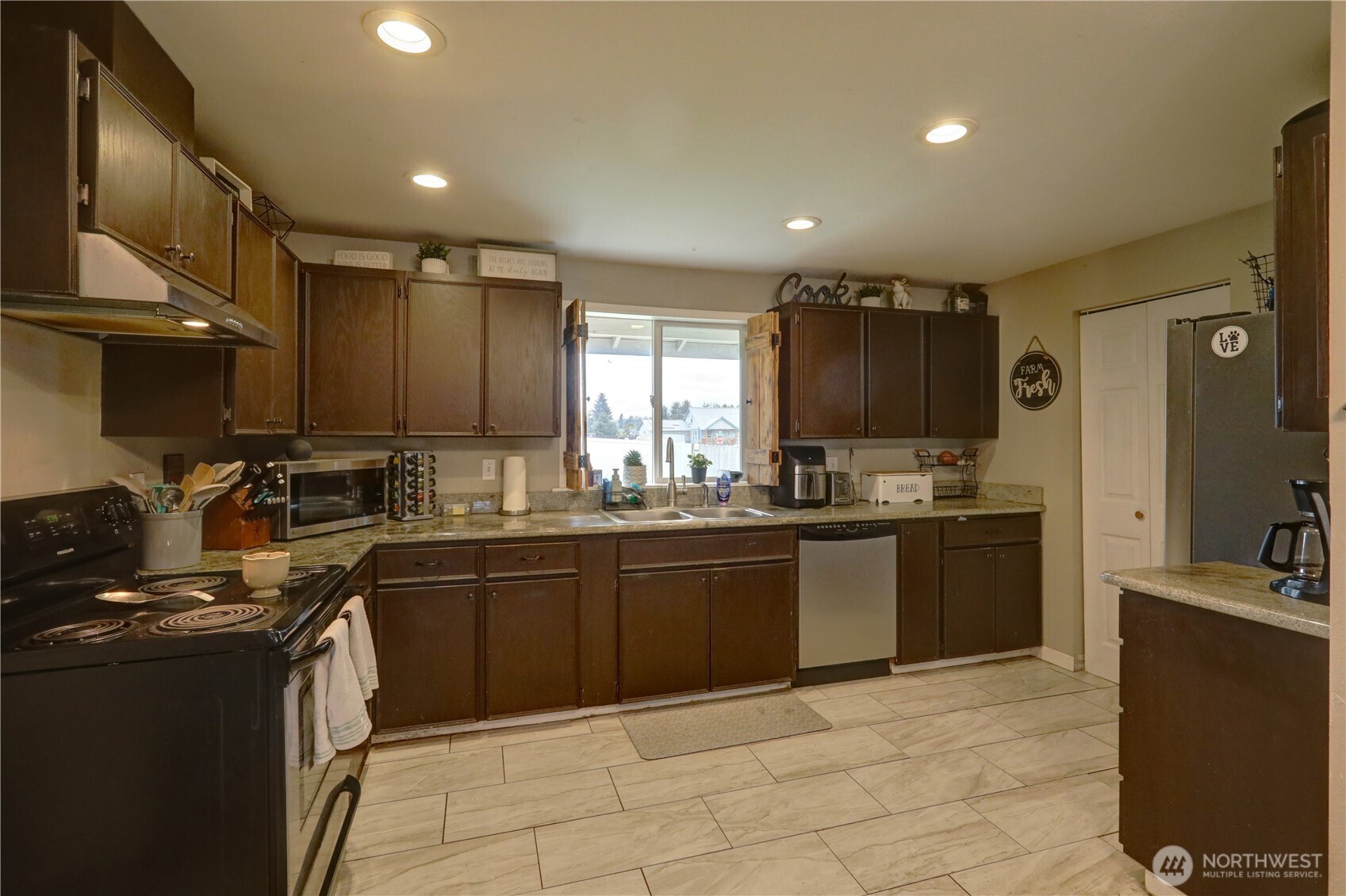 18005 Iris Place Southwest Rochester, WA 98579 - Photo 6 of 18