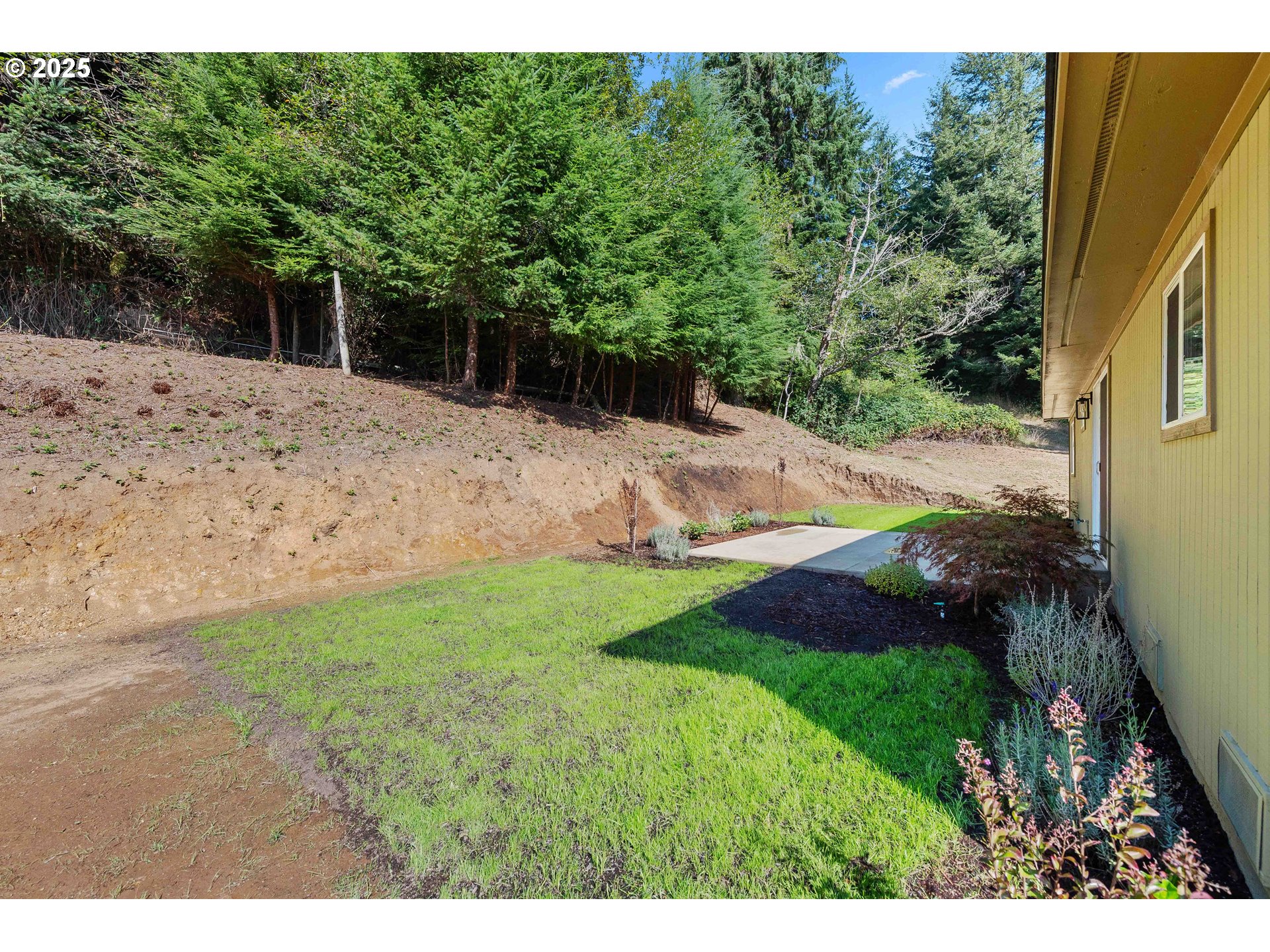 60422 Foxglove Road Coos Bay, OR 97420 - Photo 18 of 35