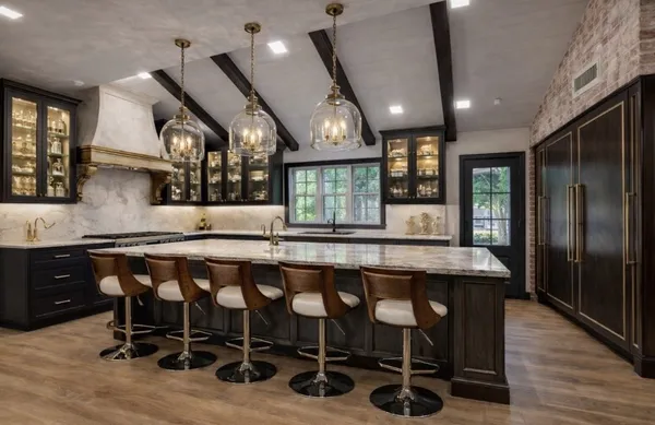 $3,250,000 | 64 Autumn Crescent, The Woodlands, TX 77381
