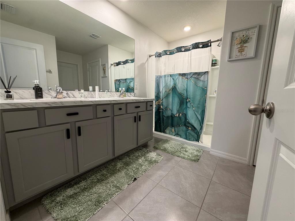 17425 Northwest 173rd Road Alachua, FL 32615 - Photo 9 of 18