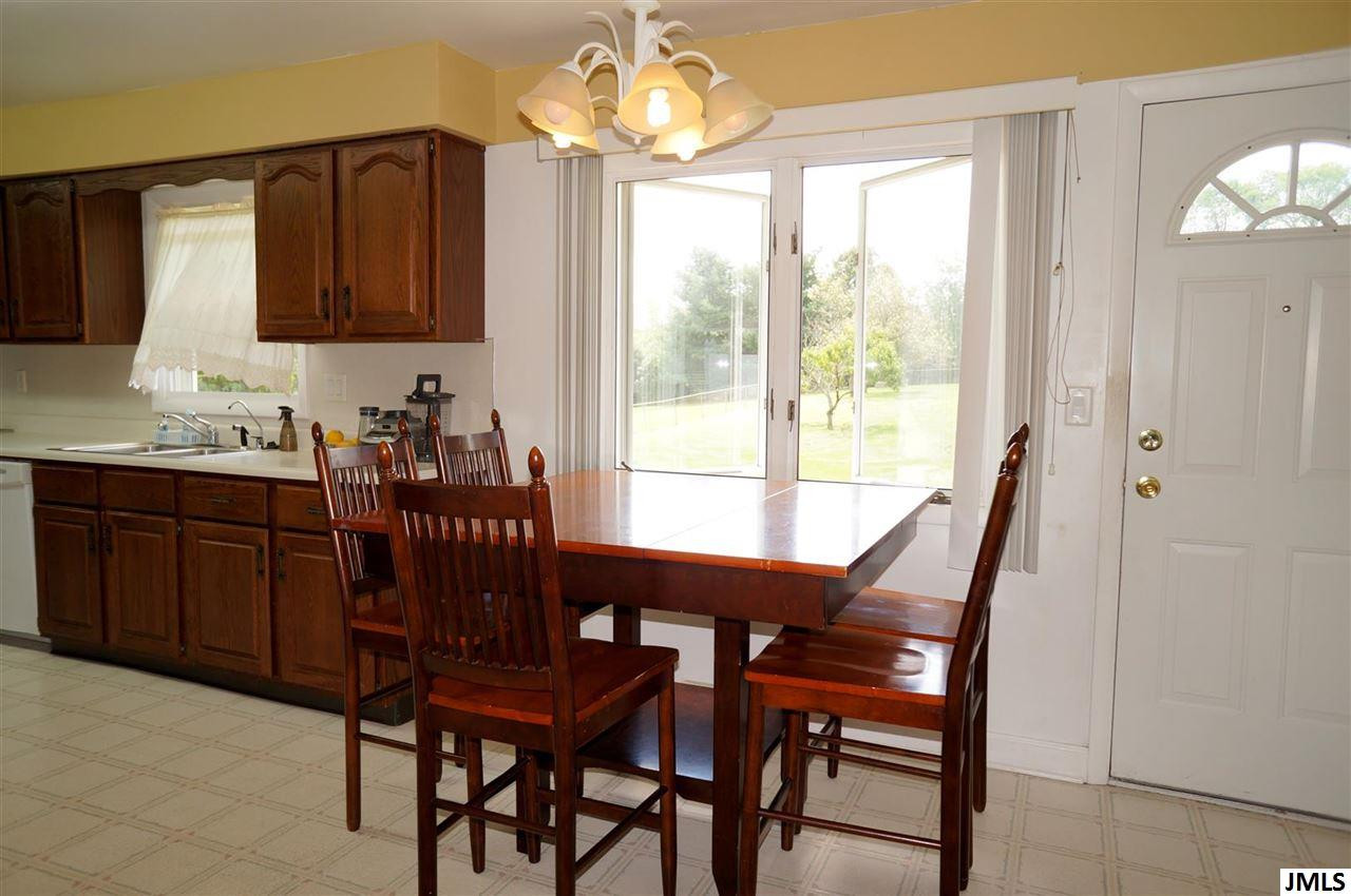 3327 Seymour Road Jackson, MI 49201 - Photo 8 of 17 Photo 8