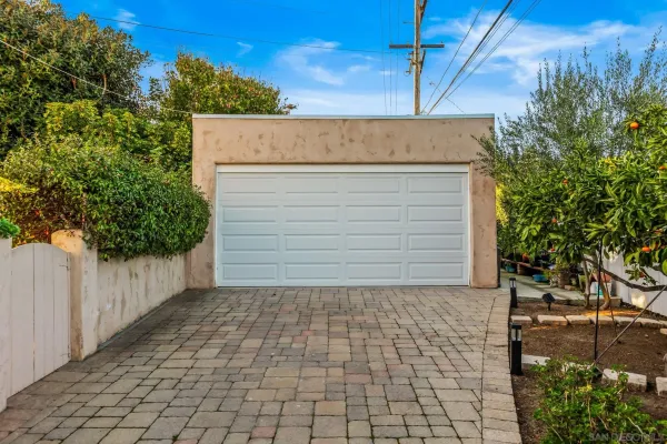 $2,150,000 | 3647 Hyacinth Drive, San Diego, CA 92106
