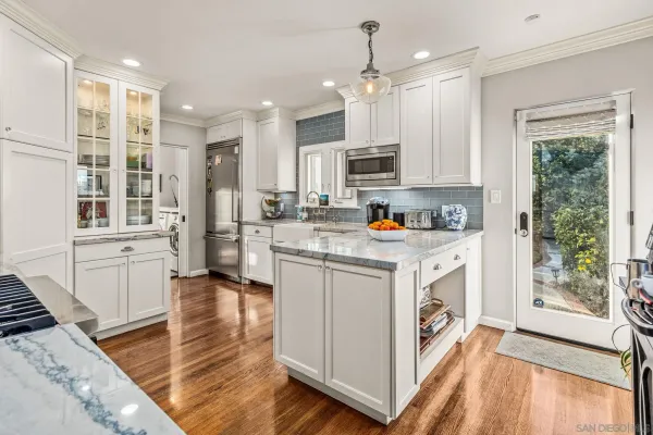 $2,150,000 | 3647 Hyacinth Drive, San Diego, CA 92106