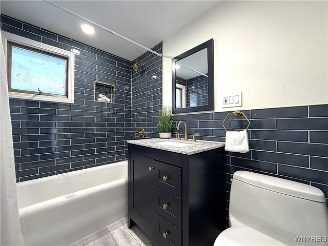 $289,900 | 50 Delwood Road, Tonawanda, NY 14217