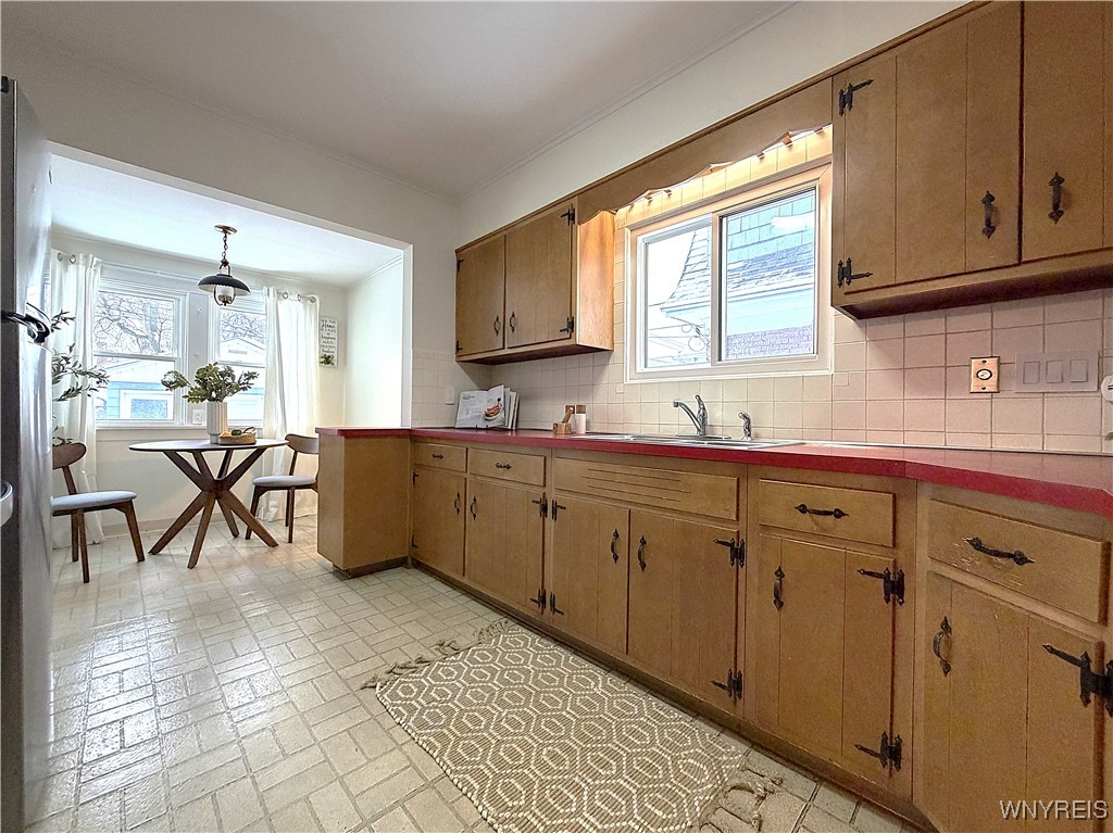 50 Delwood Road Tonawanda, NY 14217 - Photo 10 of 35