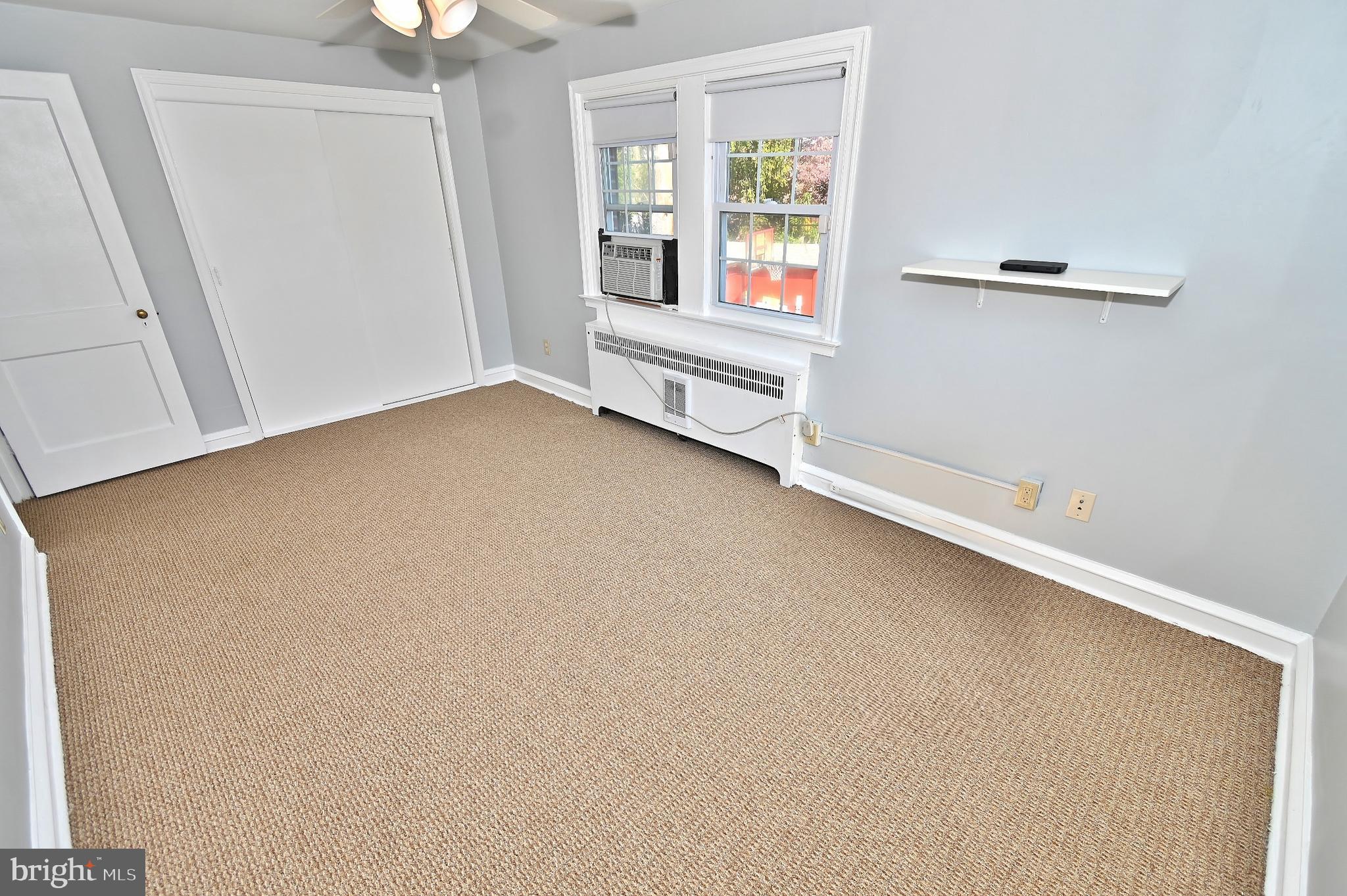 933 Fanshawe Street Philadelphia, PA 19111 - Photo 24 of 73