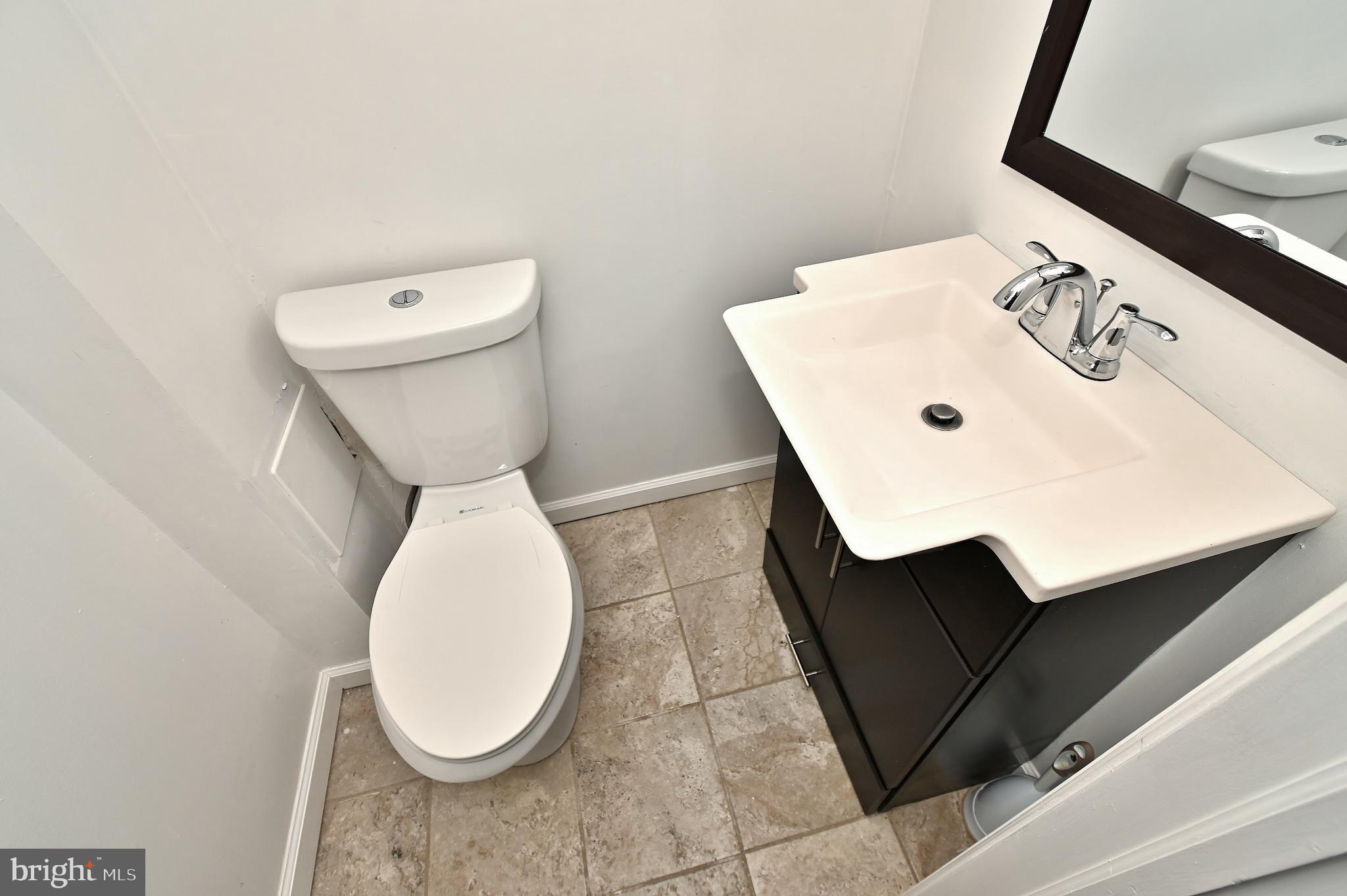 933 Fanshawe Street Philadelphia, PA 19111 - Photo 29 of 73 Upstairs Bathroom