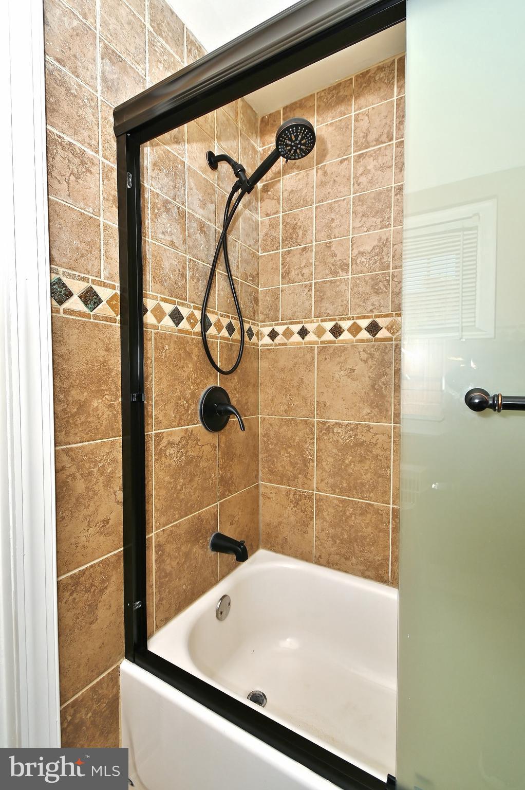 933 Fanshawe Street Philadelphia, PA 19111 - Photo 31 of 73 Upstairs Bathroom