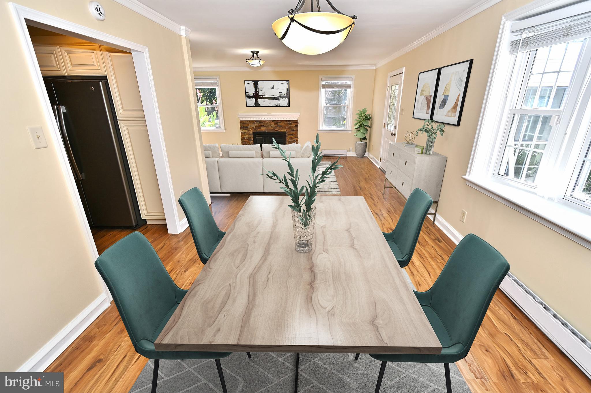 933 Fanshawe Street Philadelphia, PA 19111 - Photo 4 of 73 Living Room Virtual