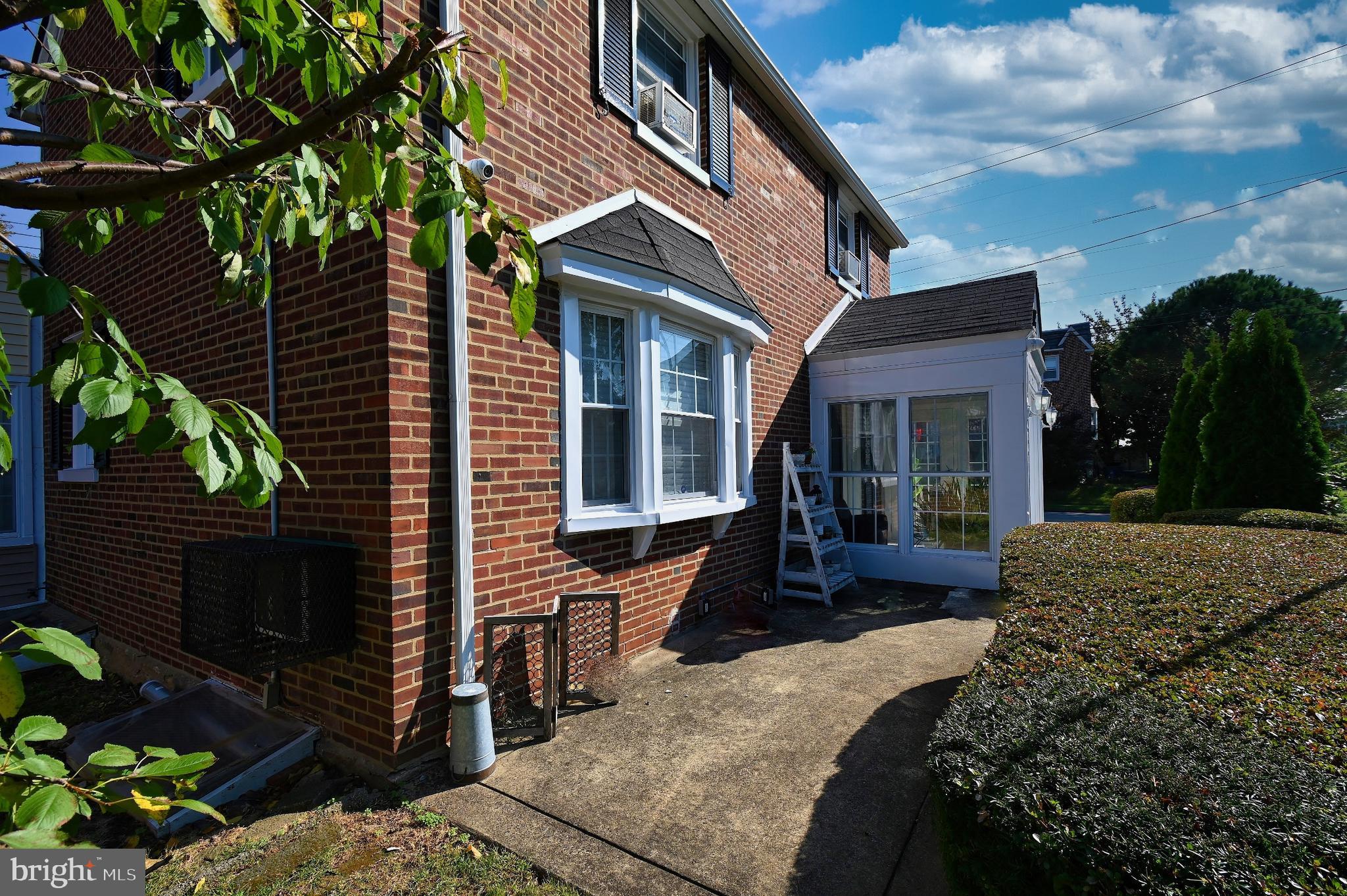 933 Fanshawe Street Philadelphia, PA 19111 - Photo 56 of 73 Corner Property