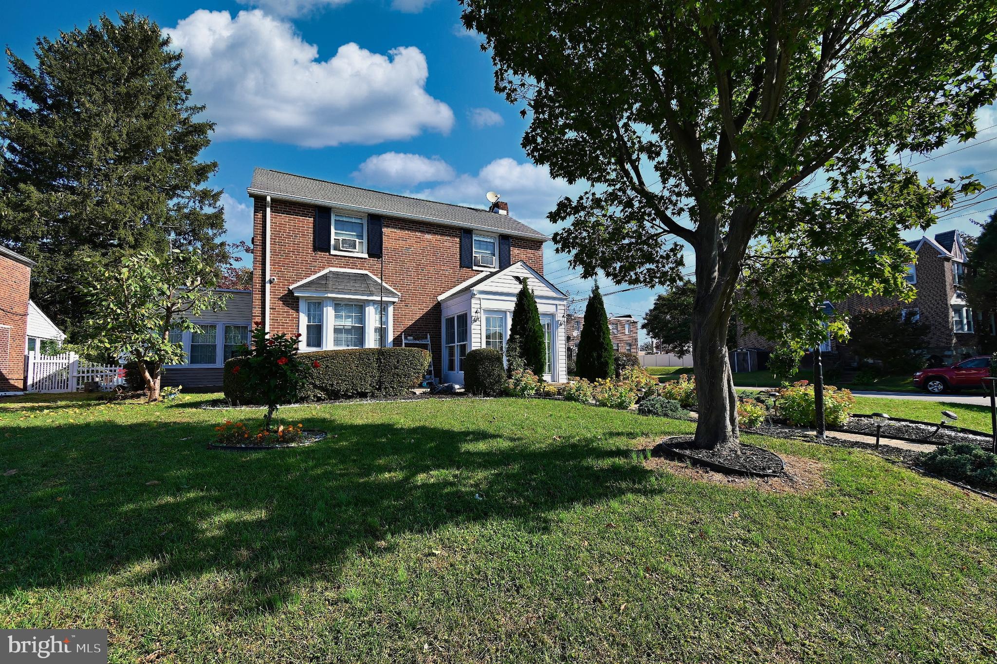 933 Fanshawe Street Philadelphia, PA 19111 - Photo 64 of 73