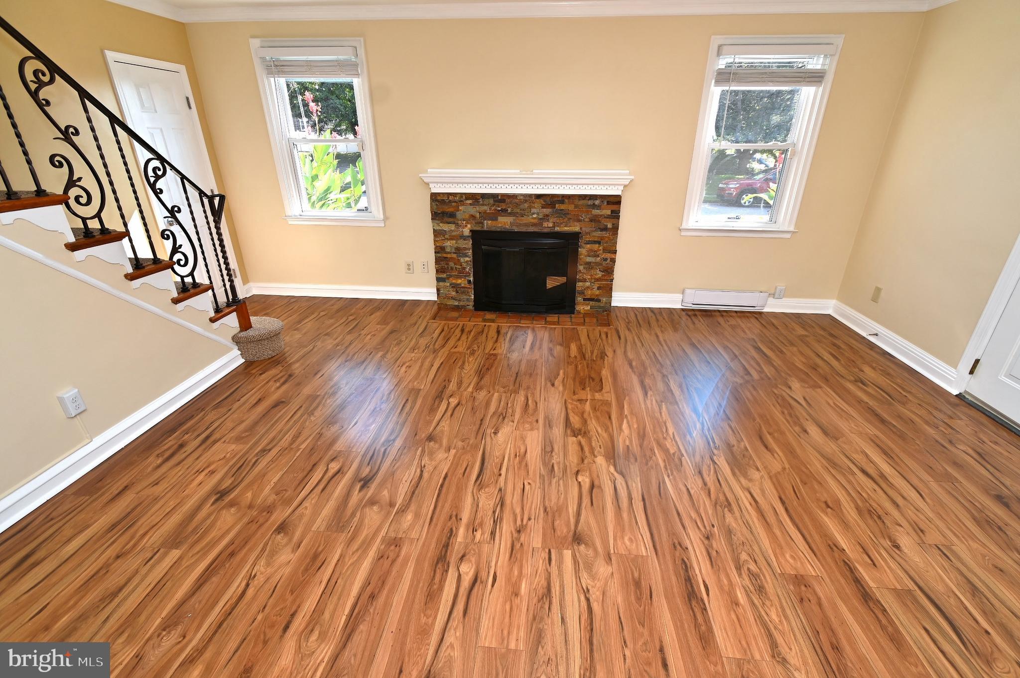 933 Fanshawe Street Philadelphia, PA 19111 - Photo 7 of 73 Fireplace