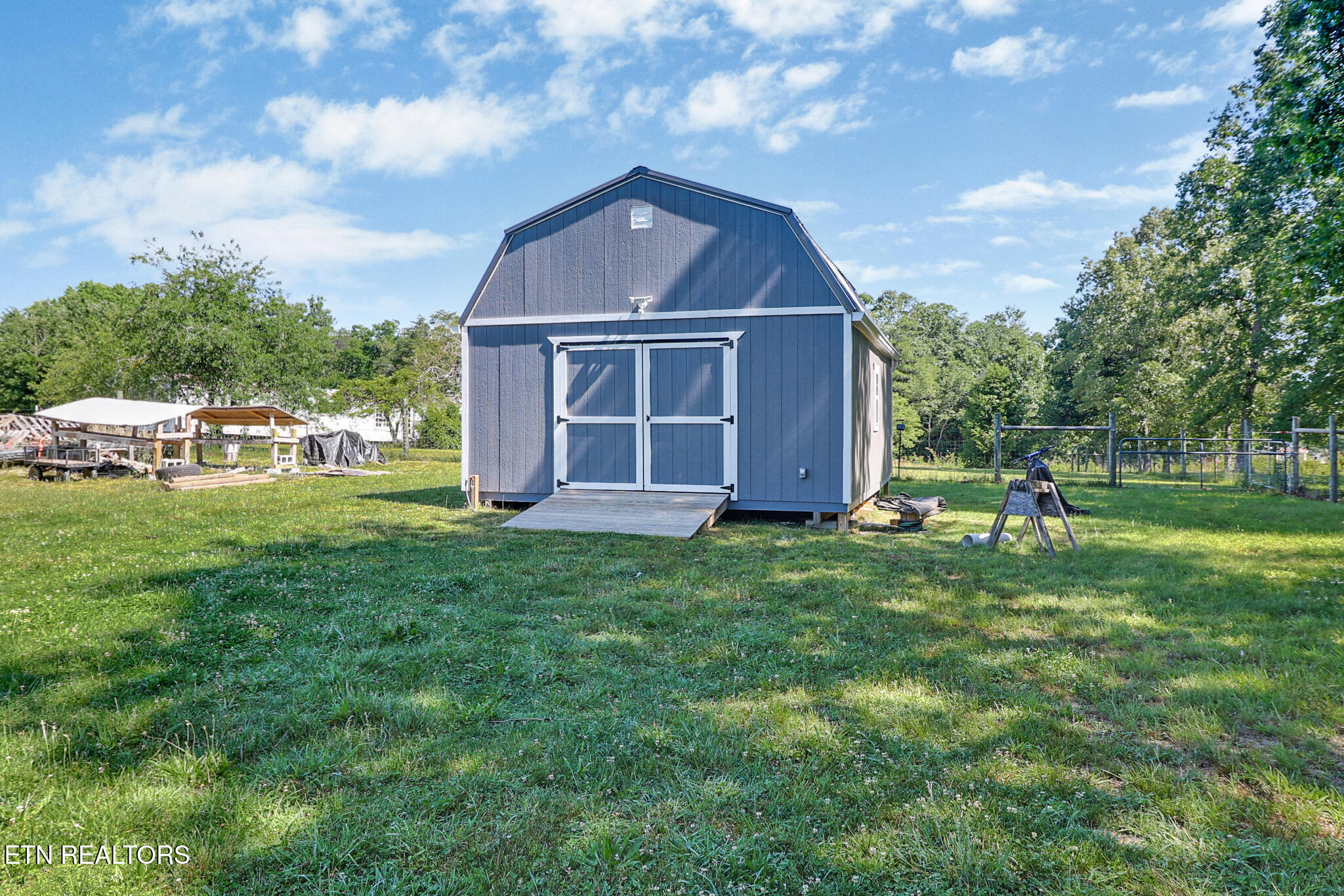 122 Frankfort Road Lancing, TN 37770 - Photo 34 of 60 Workshop
