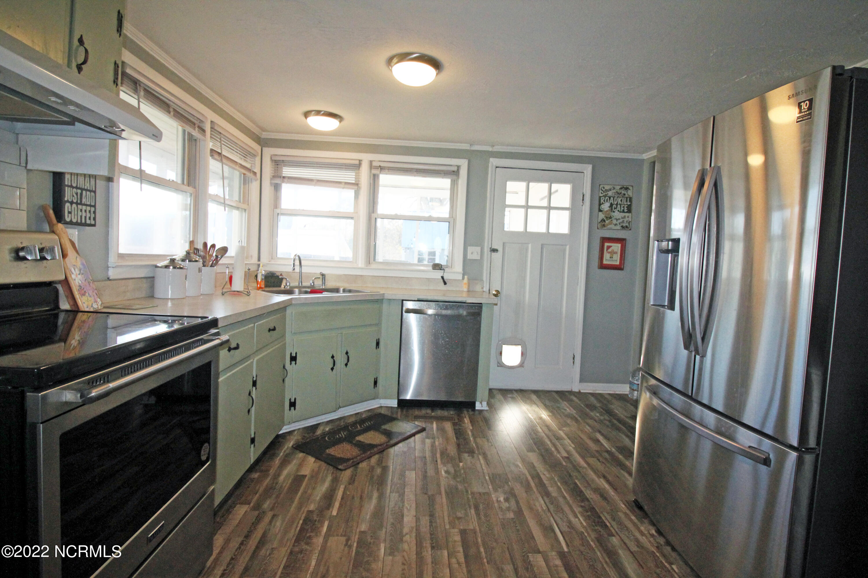 130 Hall Point Road Sneads Ferry, NC 28460 - Photo 7 of 29 Kitchen 2