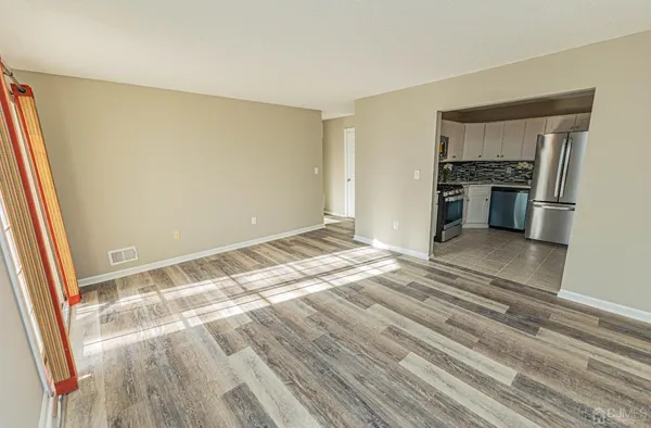 $2,450 | 142 Darwin Lane, North Brunswick, NJ 08902