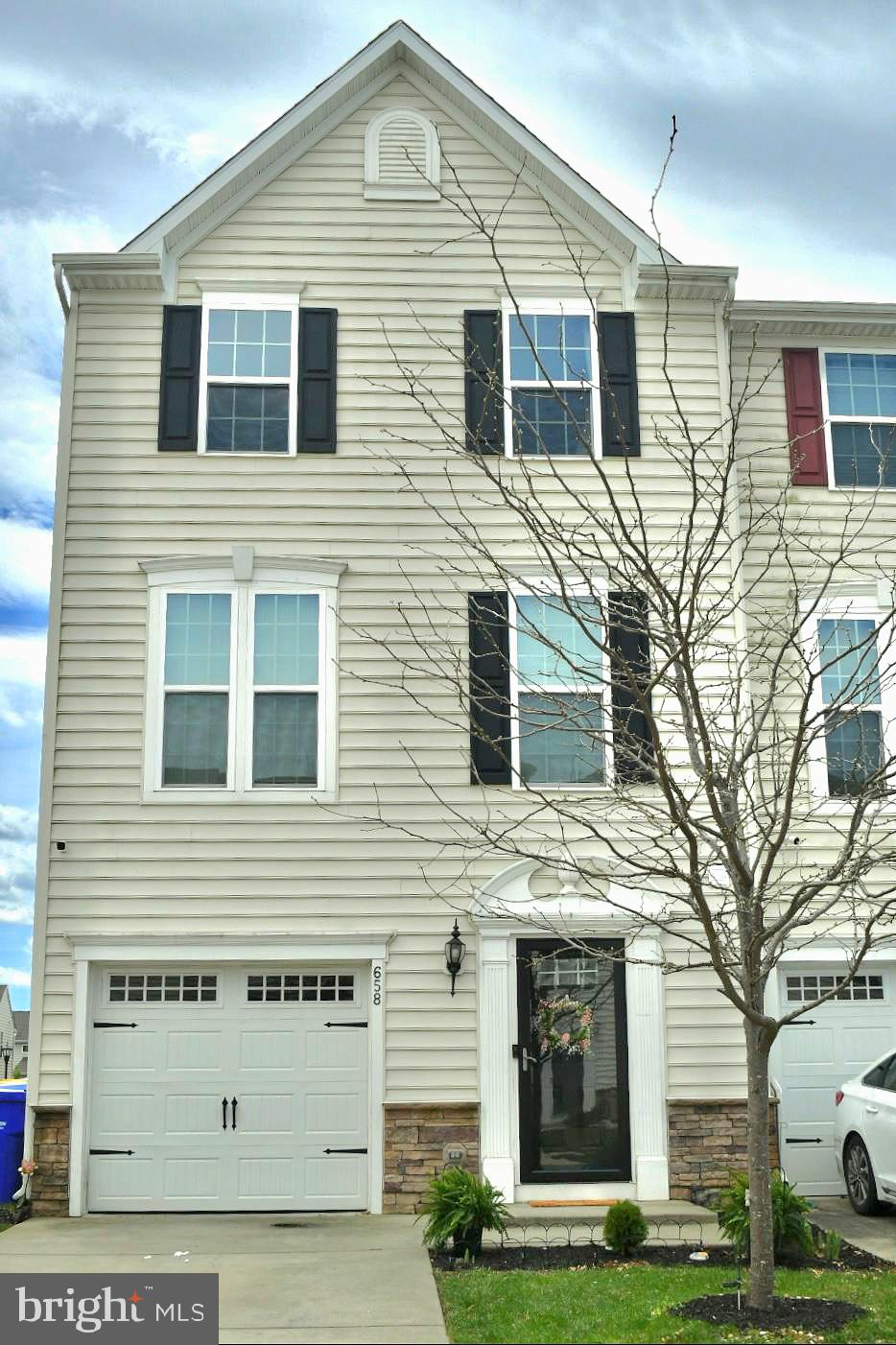 658 Barrie Road Middletown, DE 19709 - Photo 1 of 20 End Unit Townhouse