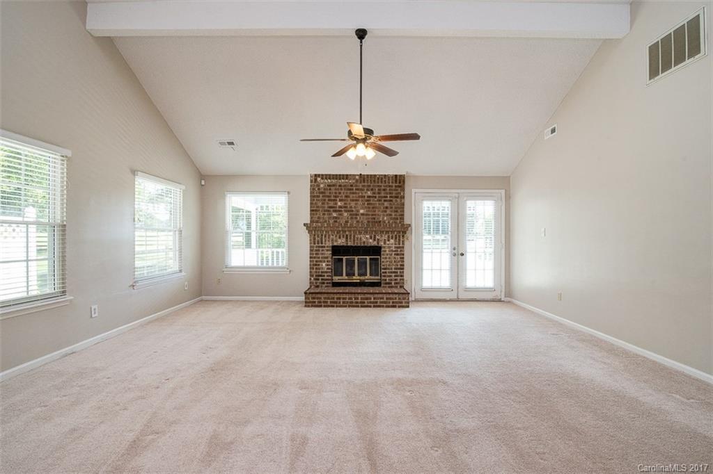 10418 Fairway Ridge Road Charlotte, NC 28277 - Photo 4 of 24