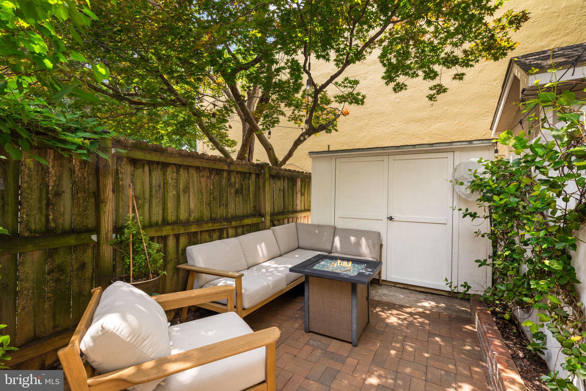 331 11th Street Southeast Washington, DC 20003 - Photo 16 of 32 Patio