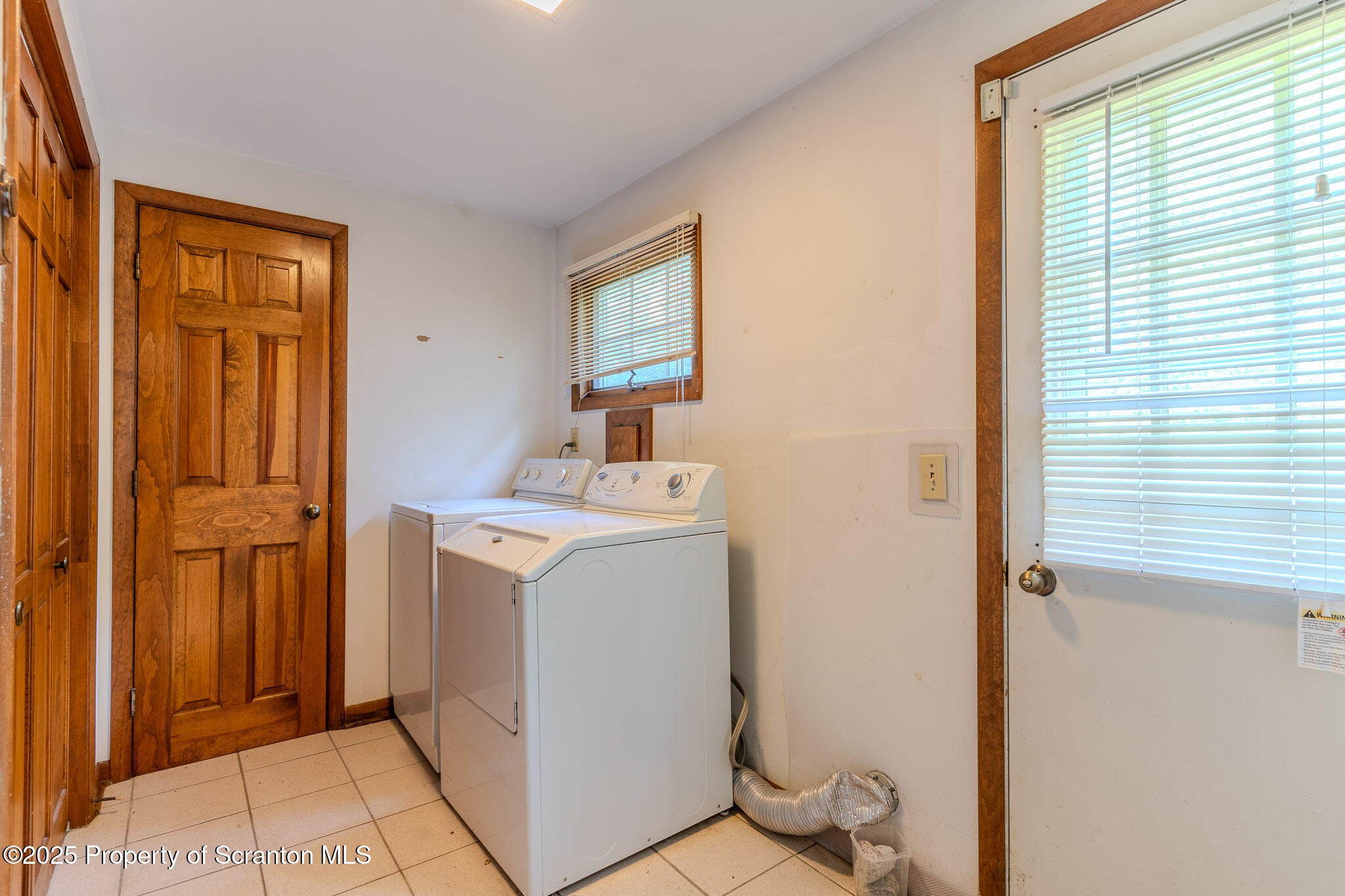 1001 Pheasant Run Road Clarks Summit, PA 18411 - Photo 14 of 52 Laundry