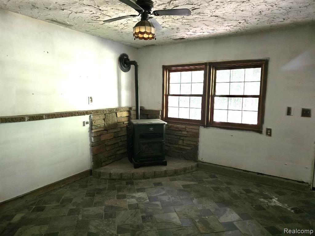 5848 Fostoria Road Columbiaville, MI 48421 - Photo 7 of 18