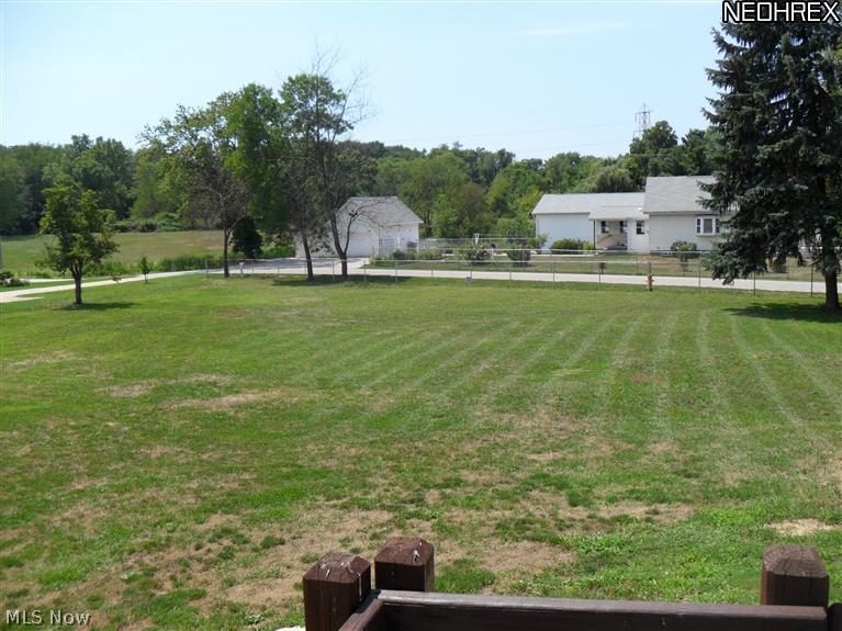 2054 McCoy Road Akron, OH 44320 - Photo 4 of 16