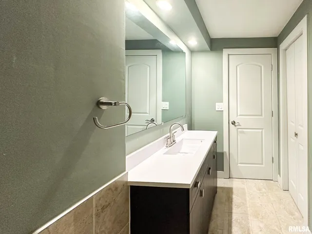 $259,900 | 10105 Hickory Road, Tremont, IL 61568