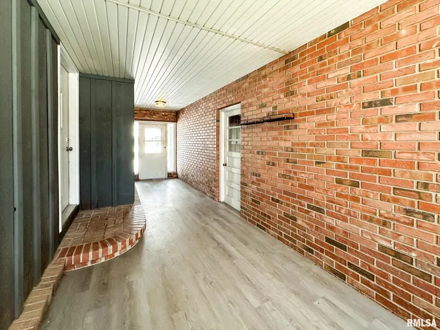 $259,900 | 10105 Hickory Road, Tremont, IL 61568