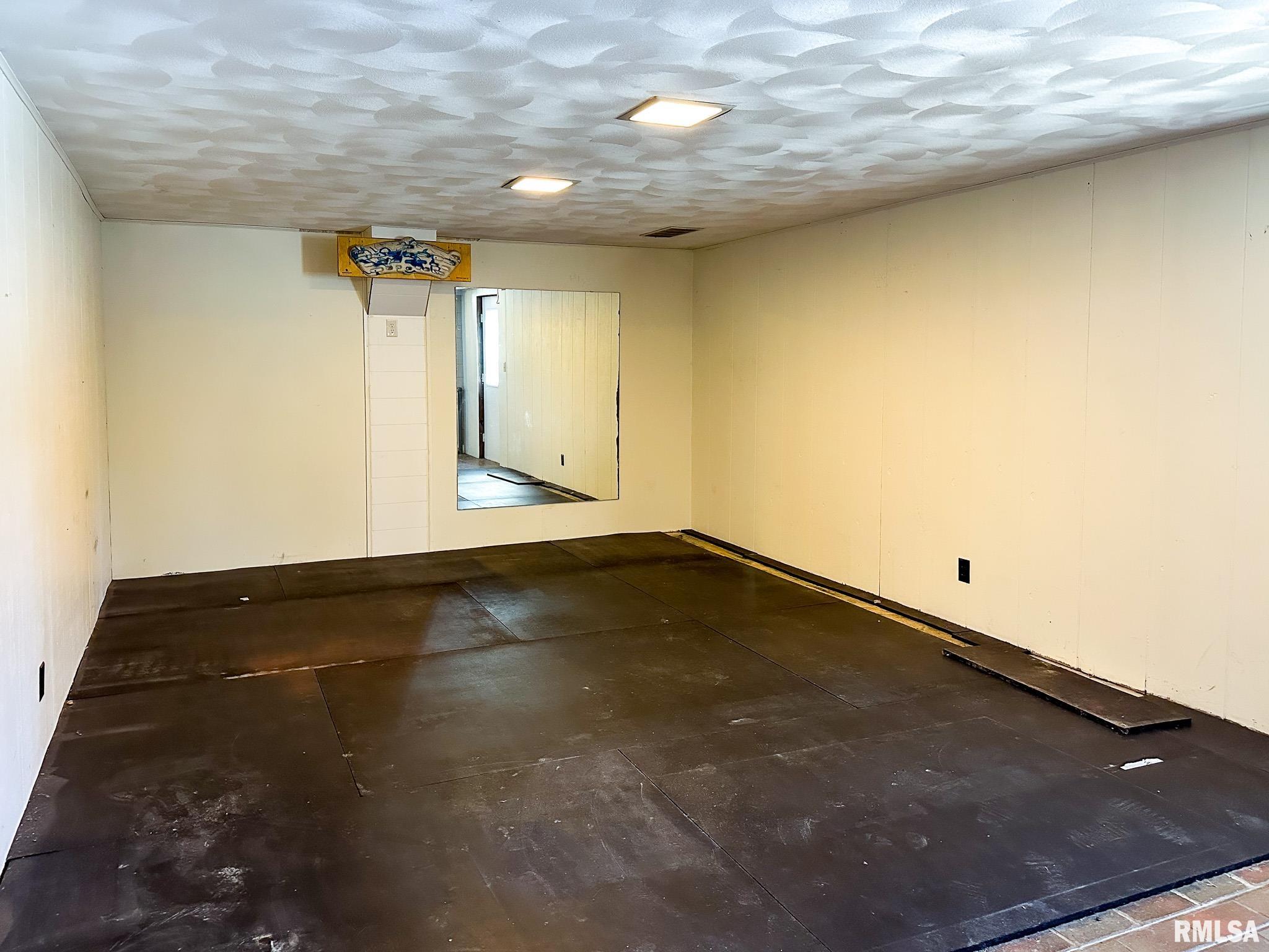 10105 Hickory Road Tremont, IL 61568 - Photo 41 of 56