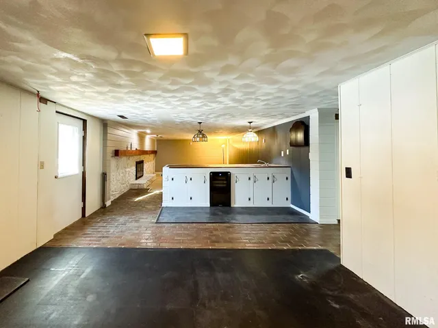 $249,900 | 10105 Hickory Road, Tremont, IL 61568