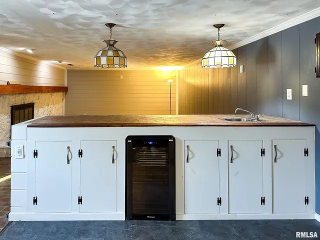 $259,900 | 10105 Hickory Road, Tremont, IL 61568