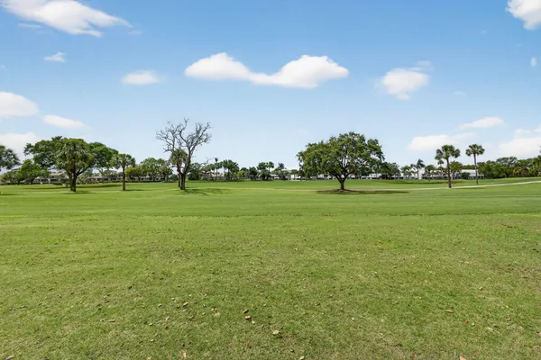 a view of a tennis court