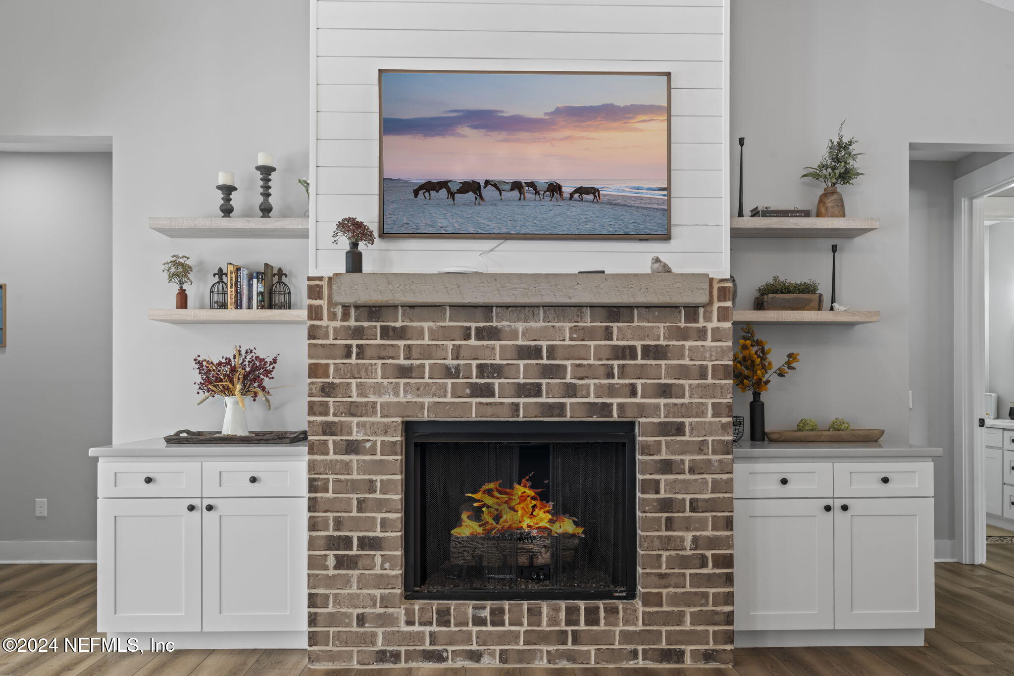 5490 Steel Bridge Road Macclenny, FL 32063 - Photo 21 of 108 Gas fireplace