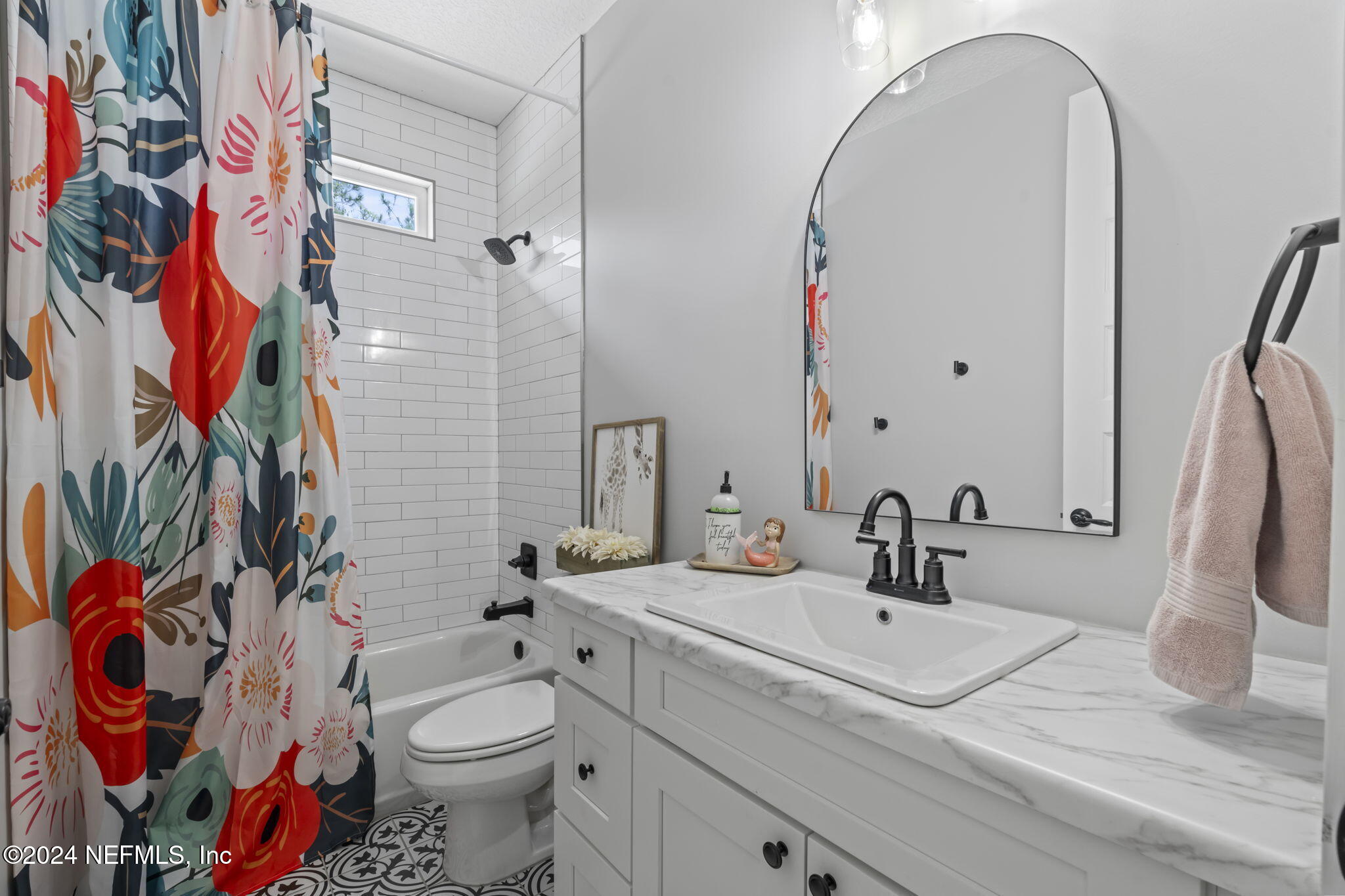 5490 Steel Bridge Road Macclenny, FL 32063 - Photo 52 of 108 Separate suite bath