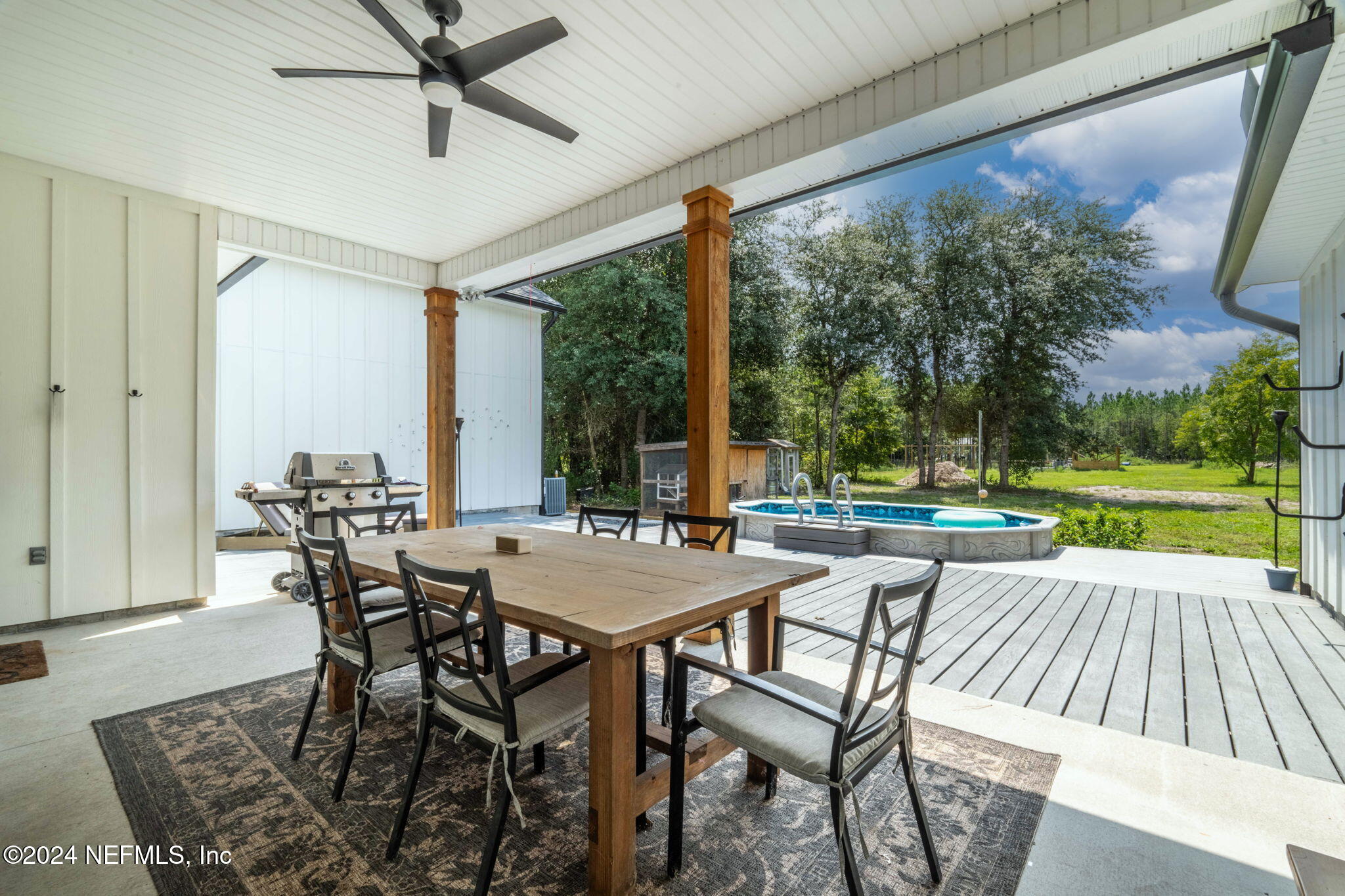 5490 Steel Bridge Road Macclenny, FL 32063 - Photo 6 of 108 Back patio and pool