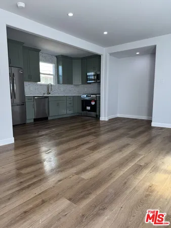 $2,500 | 1225 West Boulevard, Unit 1225 3/4, Los Angeles, CA 90019