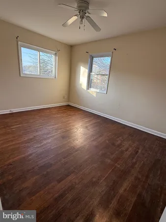 $2,700 | 5390 Taney Avenue, Alexandria, VA 22304