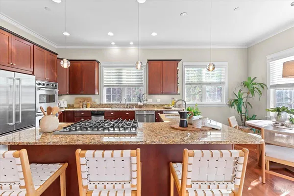 $2,550,000 | 134 Moonlight Drive, Healdsburg, CA 95448