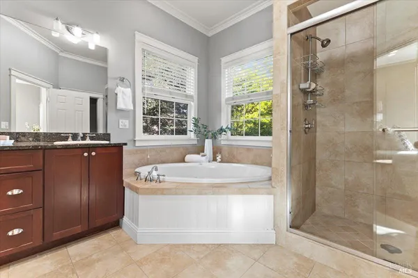 $2,450,000 | 134 Moonlight Drive, Healdsburg, CA 95448