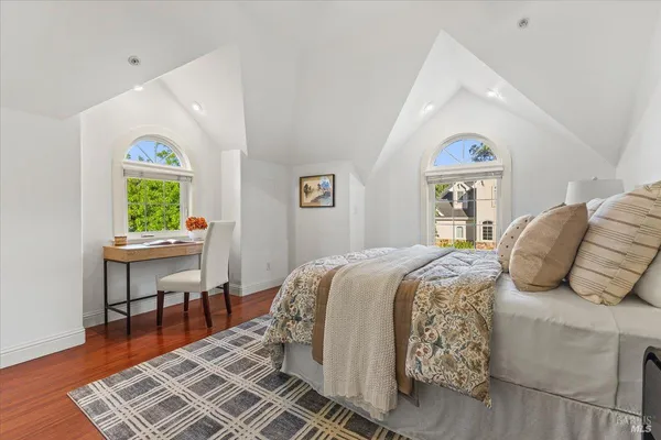 $2,450,000 | 134 Moonlight Drive, Healdsburg, CA 95448