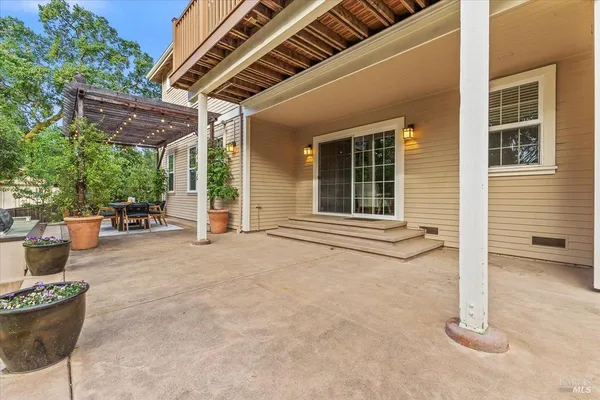 $2,450,000 | 134 Moonlight Drive, Healdsburg, CA 95448